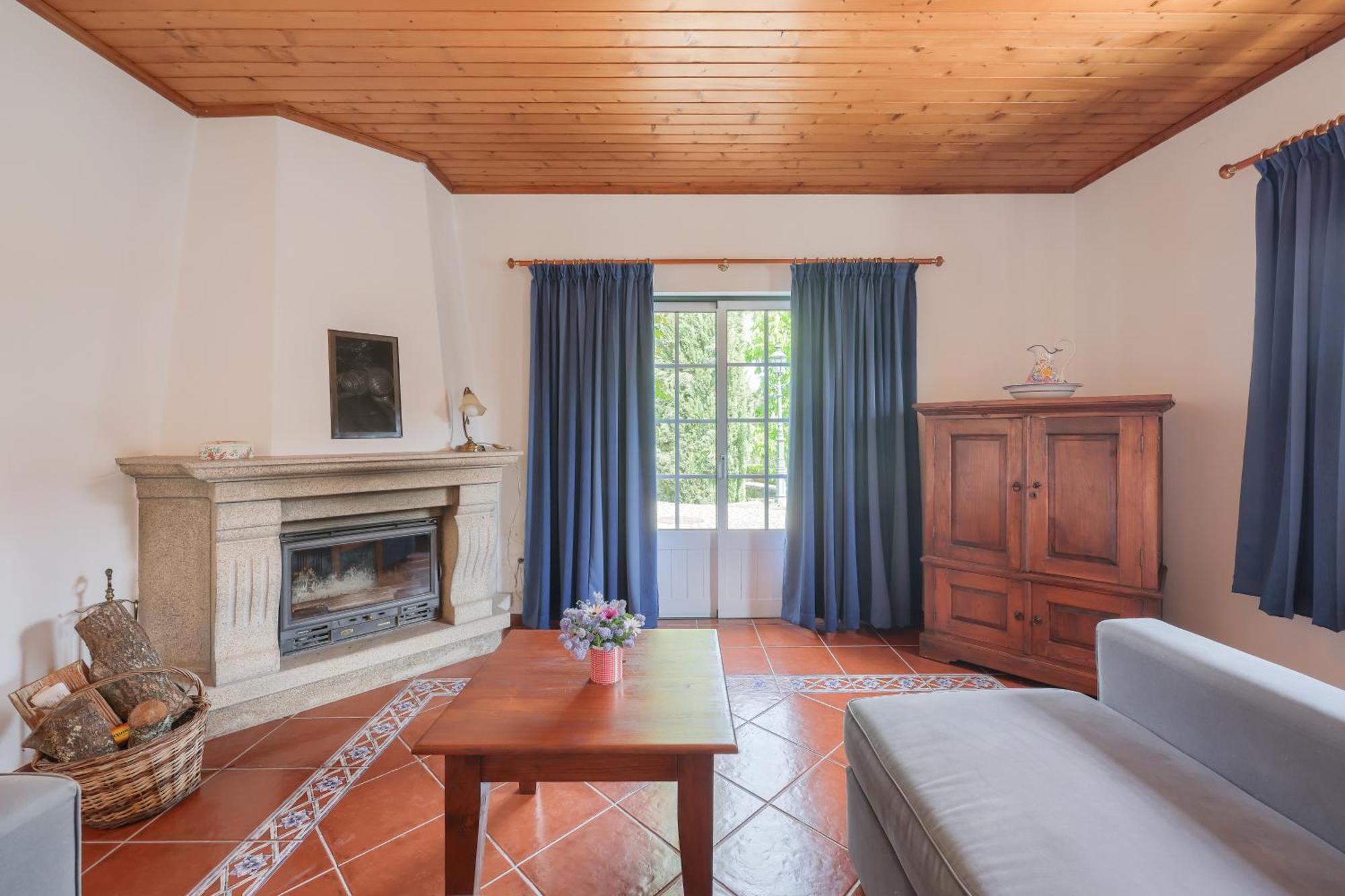 Charming Granite Cottage In Beautiful Surroundings Casal Diz Exterior foto